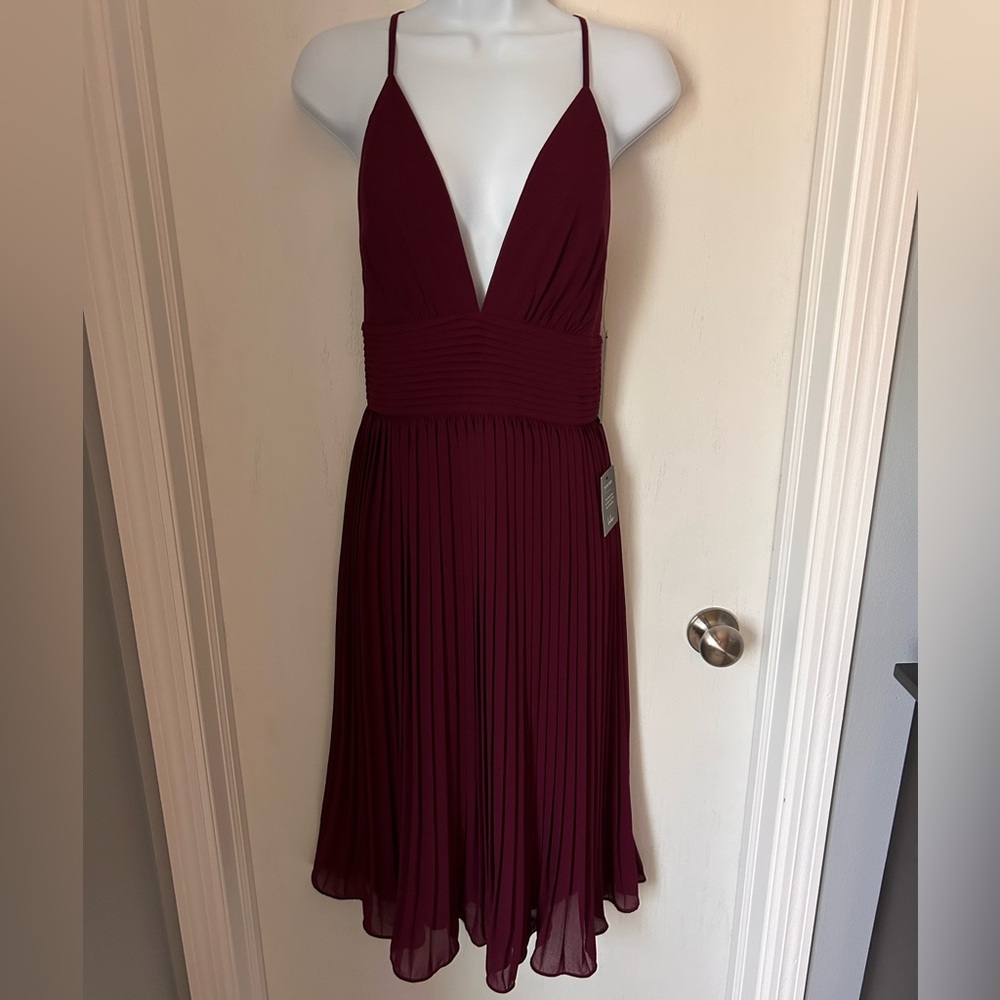 Lulu's Burgundy Plunge Midi Dress